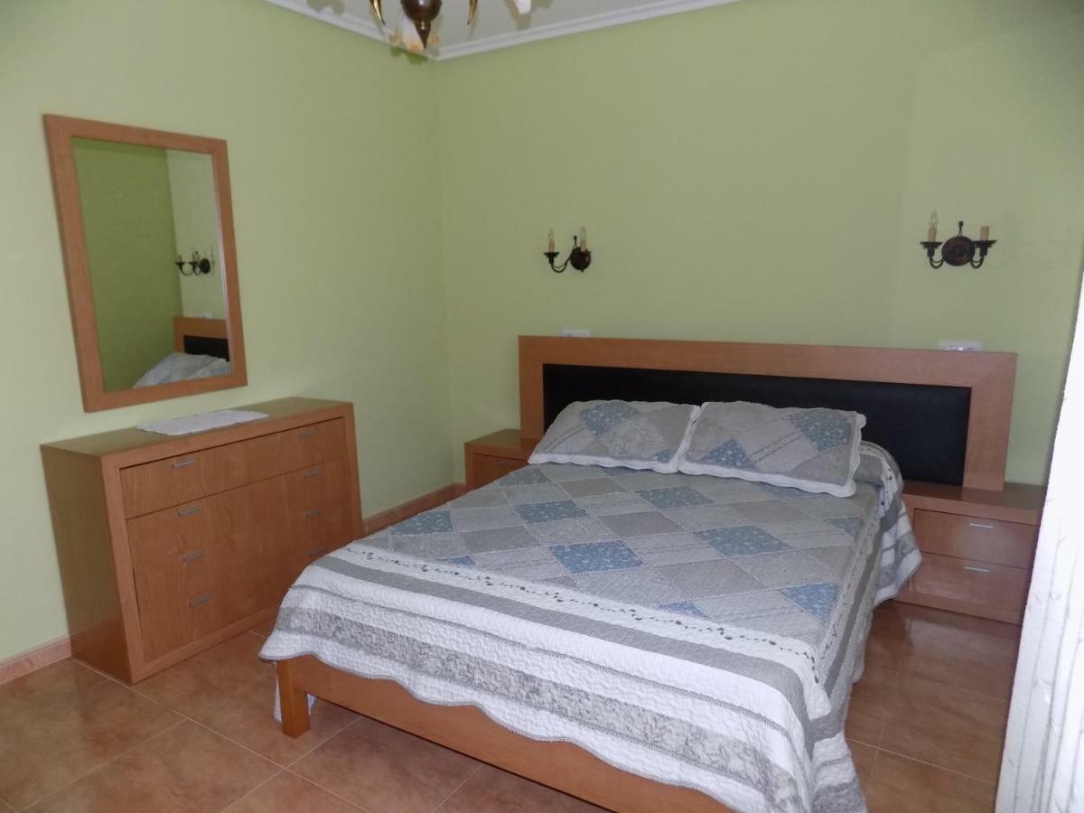 Apartamentos Las Llabanas Oviñana Екстериор снимка